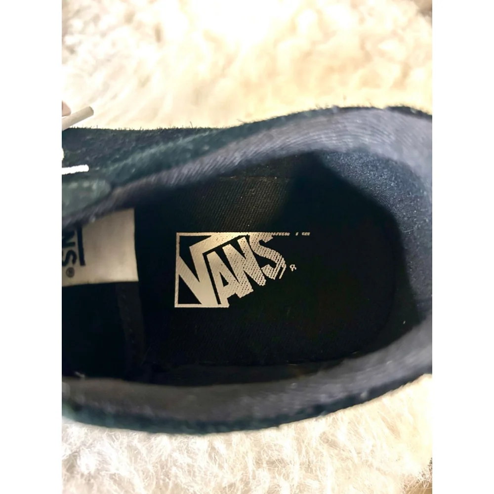 VANS Sport Women's Black & White Suede Vulc Shoes Size 9.5